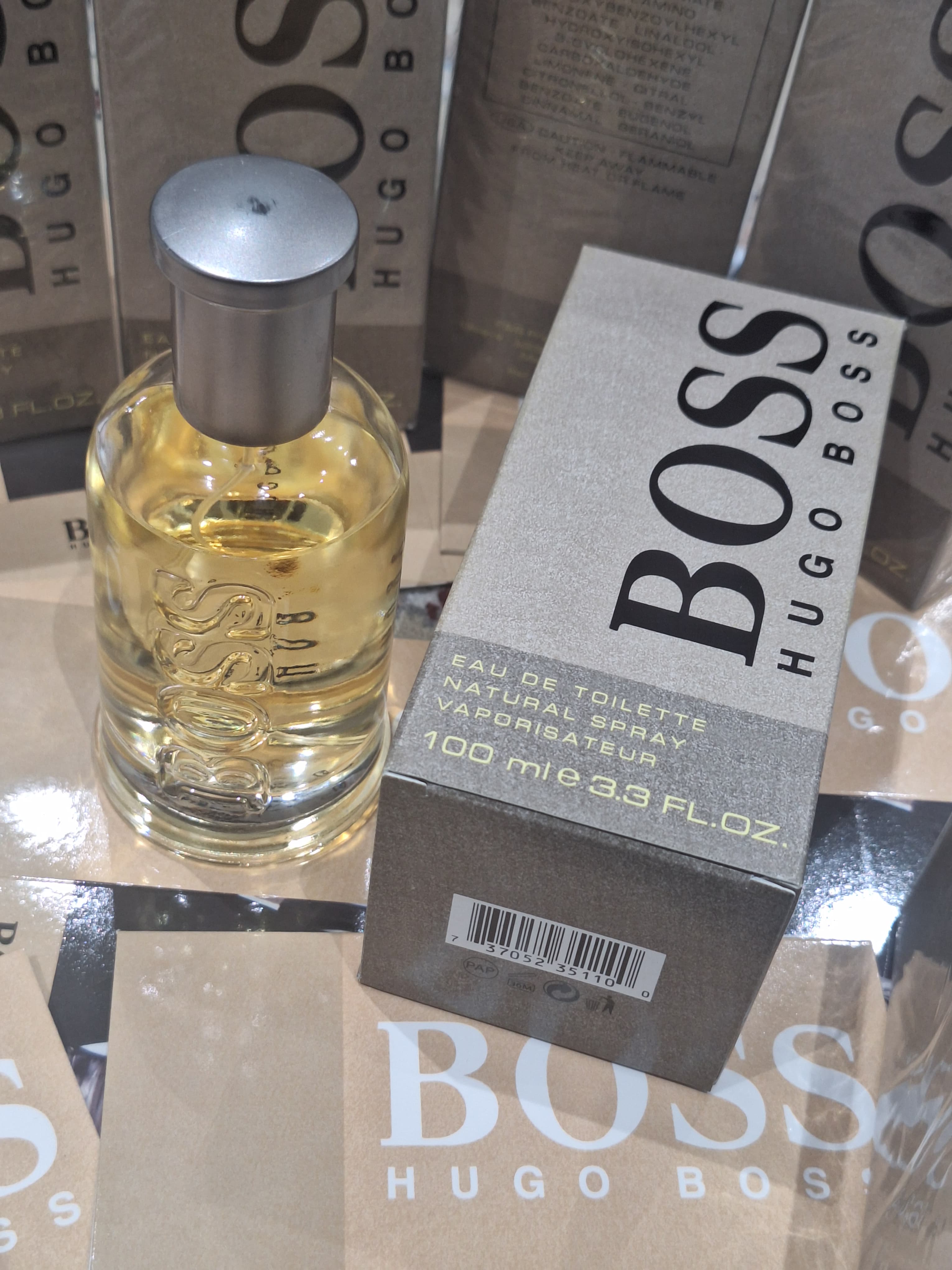 Hugo Boss Eau de Toilette Vaporisateur – Classic Men’s Fragrance