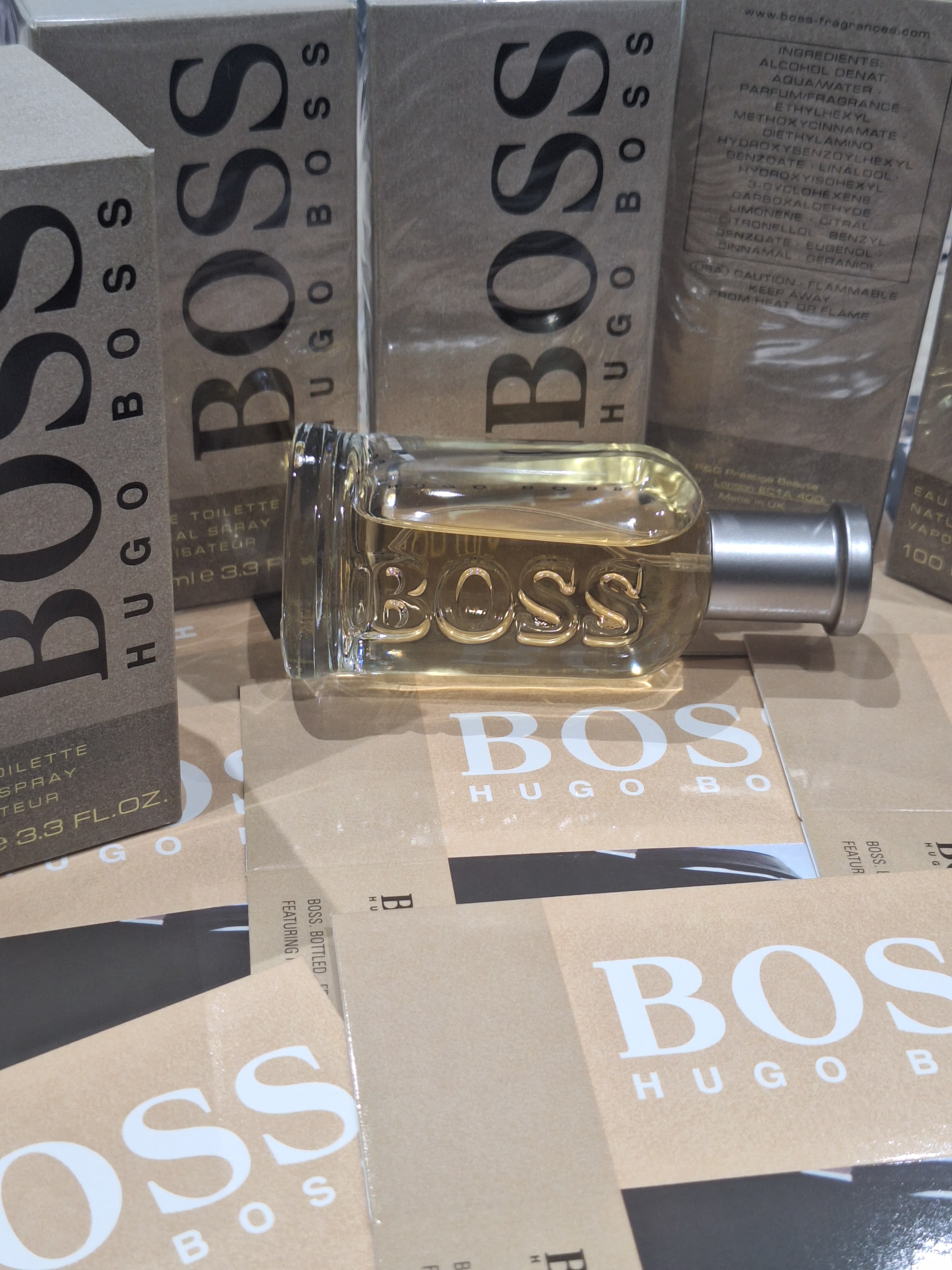 Hugo Boss Eau de Toilette Vaporisateur – Classic Men’s Fragrance